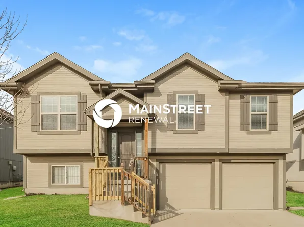 106 Samantha St, Raymore, MO 64083