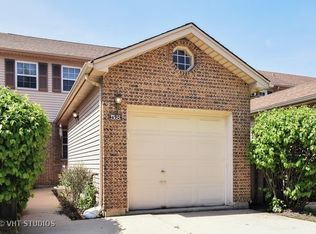 58 N Maple St, Addison, IL 60101