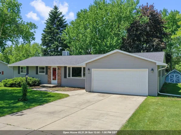 1616 Guns St, Green Bay, WI 54311