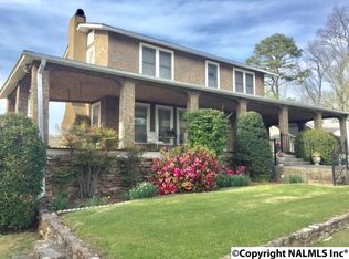 512 Bellevue Dr, Gadsden, AL 35904