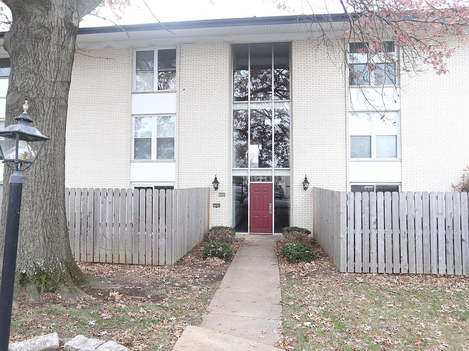1st image of 10427 Briarbend Dr APT 9
