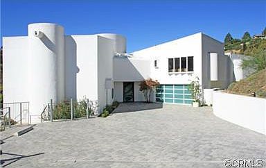 2nd image of 2085 Mount Olympus Dr