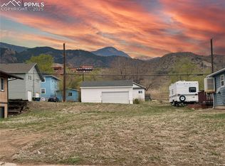 1414 Langmeyer St, Colorado Springs, CO 80904