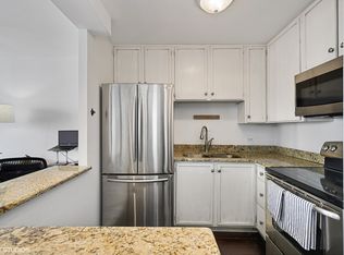 1460 N Sandburg Ter APT 2004A, Chicago, IL 60610