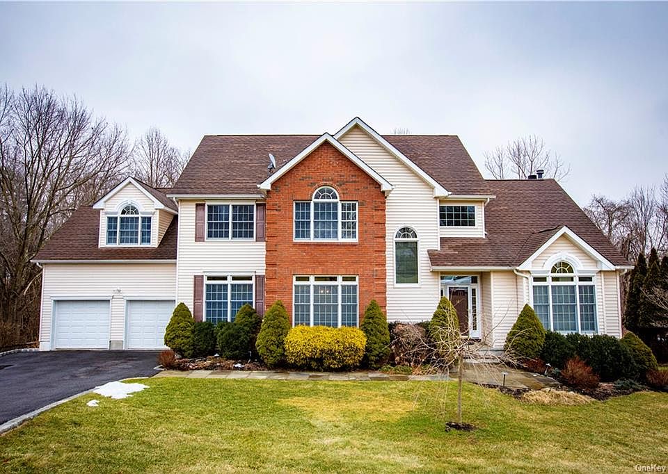 1st image of 68 Duke Dr