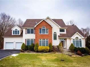 68 Duke Dr, Carmel, NY 10512