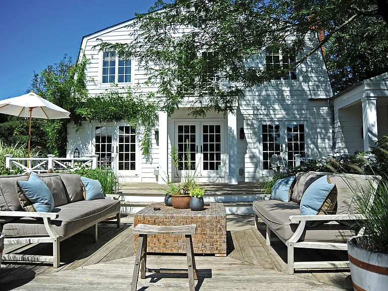 Mitchell Ln — Photo 33