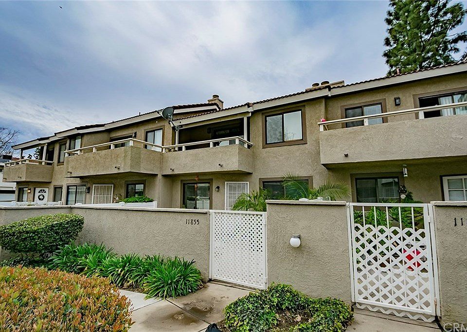 1st image of 11855 Cayuga Pl