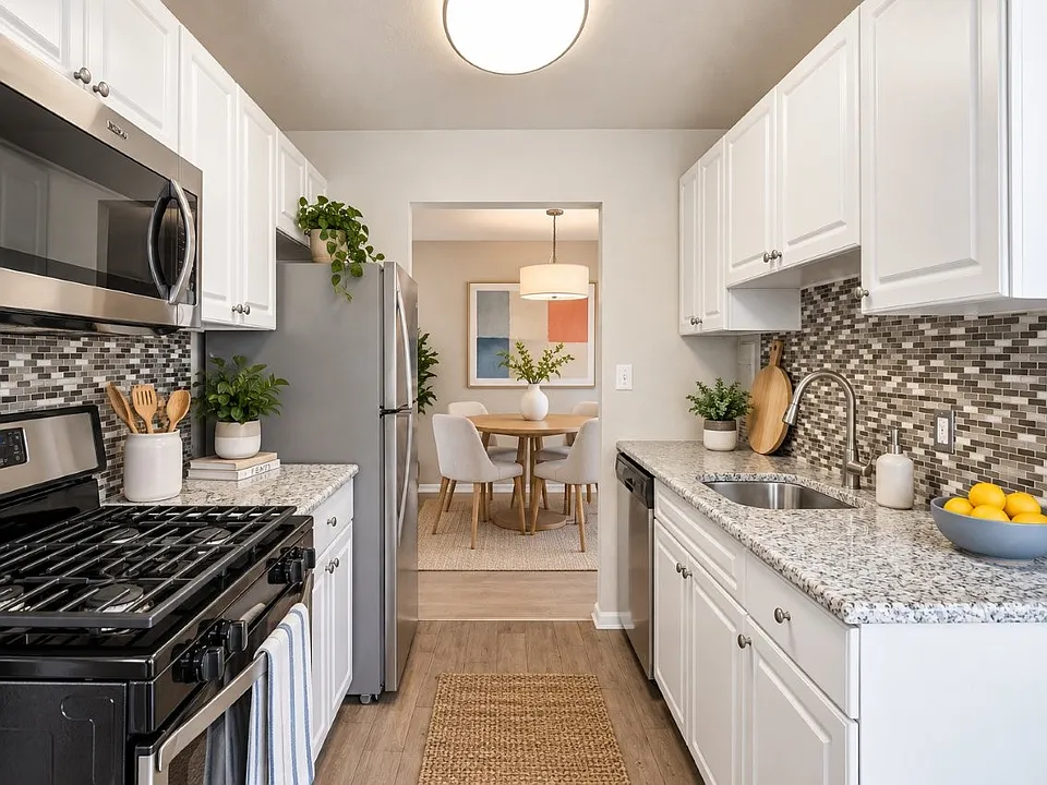 Avery Park Apartment Homes
