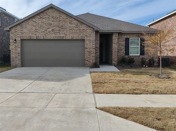 10356 Holycross Ln, Crowley, TX