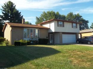 7201 Trevor Ln, Parma, OH 44129