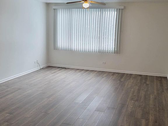 5th image of 2600 Brookwood Way Dr APT 306