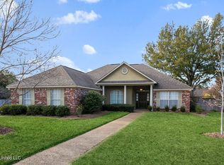 447 Madison Oaks Dr, Madison, MS 39110
