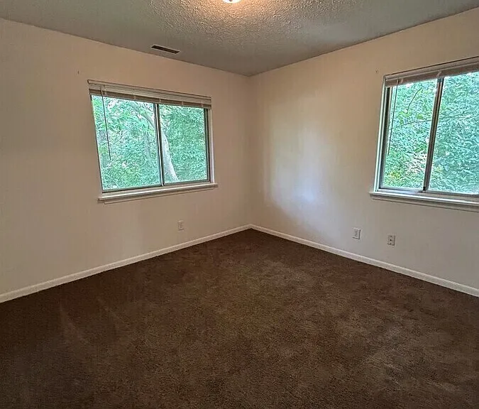 938 S Grove St #4 — Photo 8