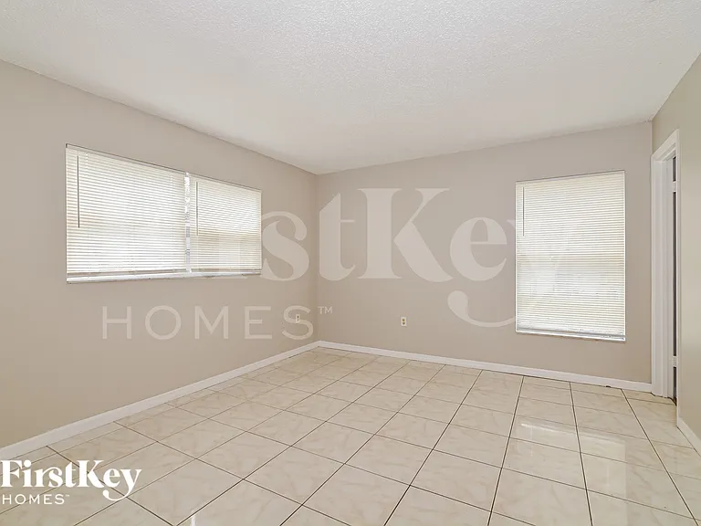 105 Alcala Dr — Photo 7