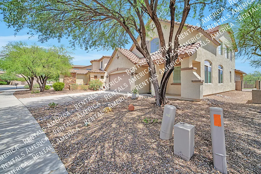 Summer special: FIVE bedrooms in Rancho Vistoso — Photo 2
