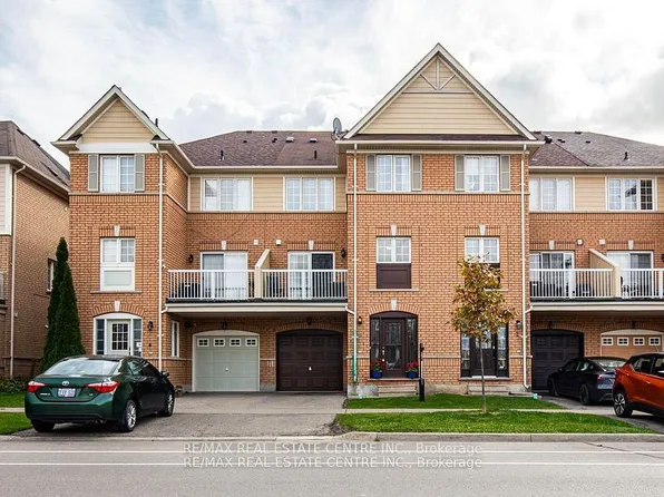 620 Ferguson Dr #3, Milton, ON L9T 0M7