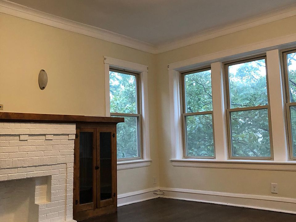 1st image of 1650 N Lorel Ave #1