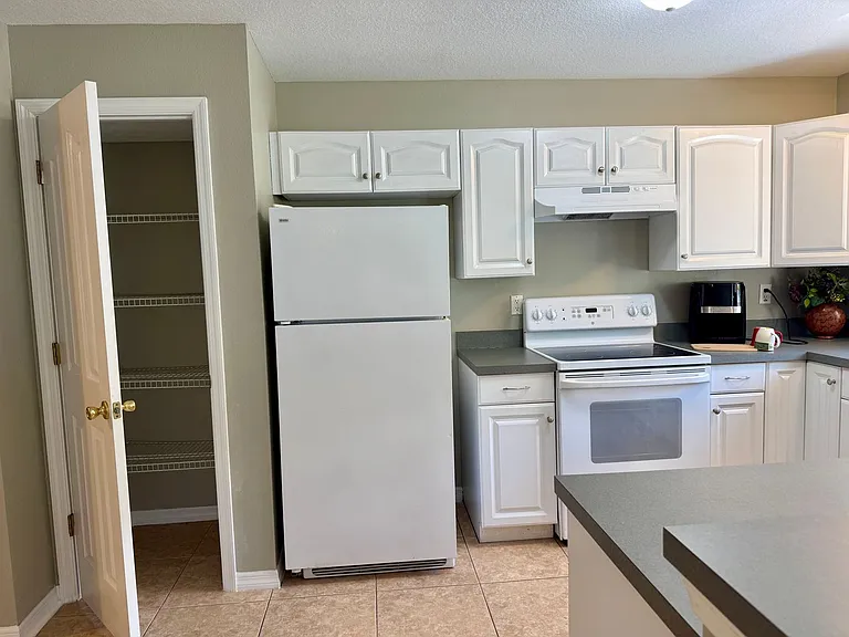 102 N Lady Mary Dr — Photo 8
