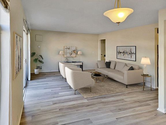 2nd image of 1901 Garden Dr APT 104