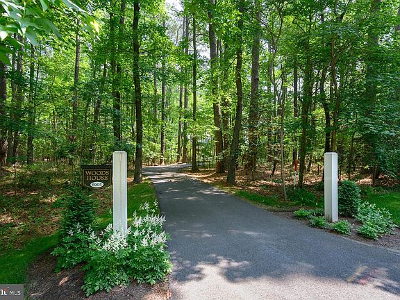 3rd image of 6905 Pea Neck Rd