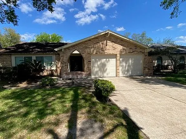 16447 Brookford Dr, Houston, TX 77059