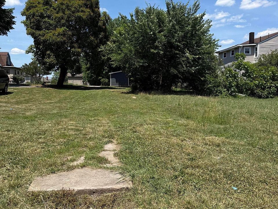 1st image of 5 Salem Ave SW