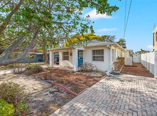 322 129th Ave E, Madeira Beach, FL 33708
