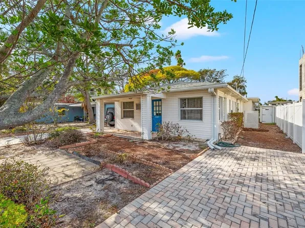 322 129TH AVENUE E, MADEIRA BEACH, FL 33708