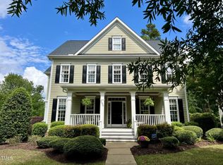 200 Chrismill Ln, Holly Springs, NC 27540