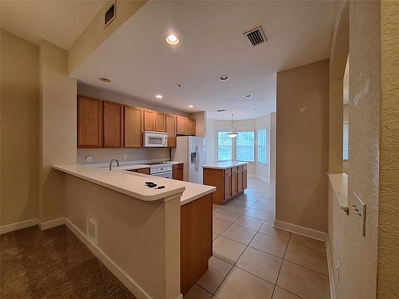 5th image of 96221 Stoney Dr #1605