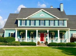 2199 Wagon Trail Rd, White Heath, IL 61884