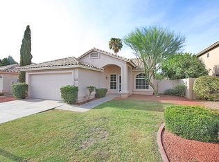 7156 W La Senda Dr, Glendale, AZ 85310