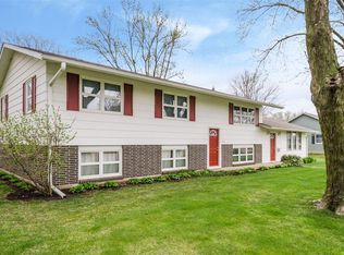 401 2nd Ave, Clarence, IA 52216