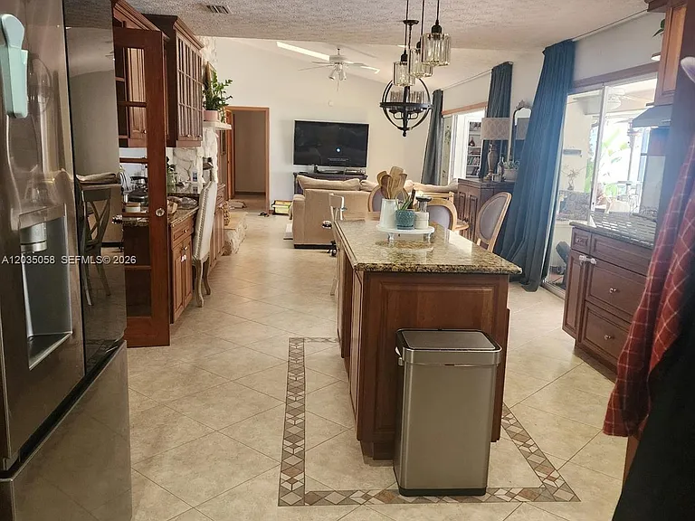 6101 Palmetto Dr — Photo 65