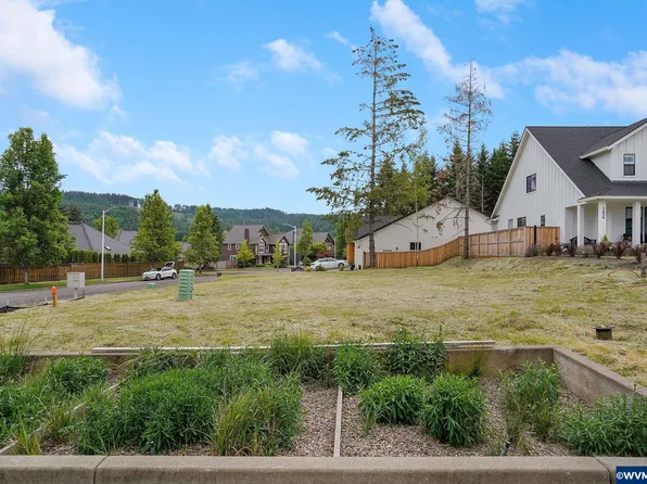 3814 Illahe Hill Rd S, Salem, OR 97302