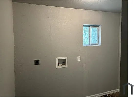 130 Hermitage Ct #2 — Photo 8