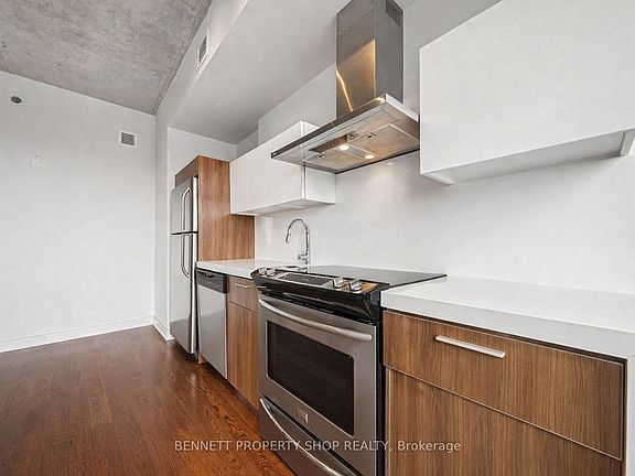 5th image of 360 McLeod St #507