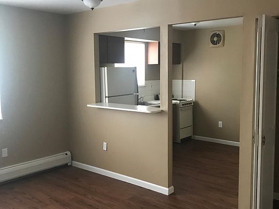 3rd image of 4105 W 8th St APT 3