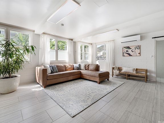 4th image of 1237 Hele St