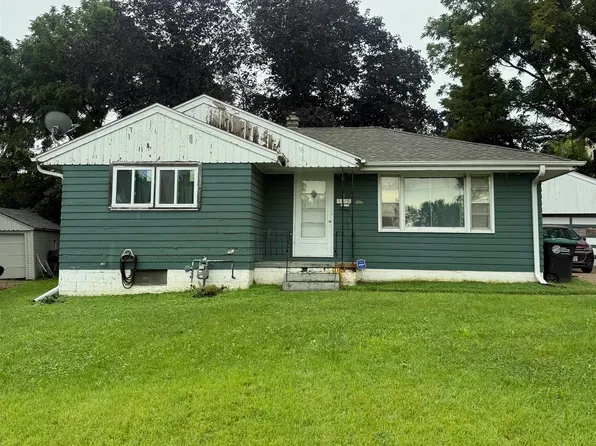4419 Jaynes St, Omaha, NE 68111