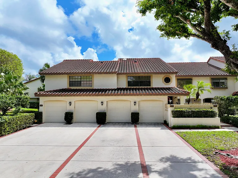 7935 La Mirada Dr — Photo 1