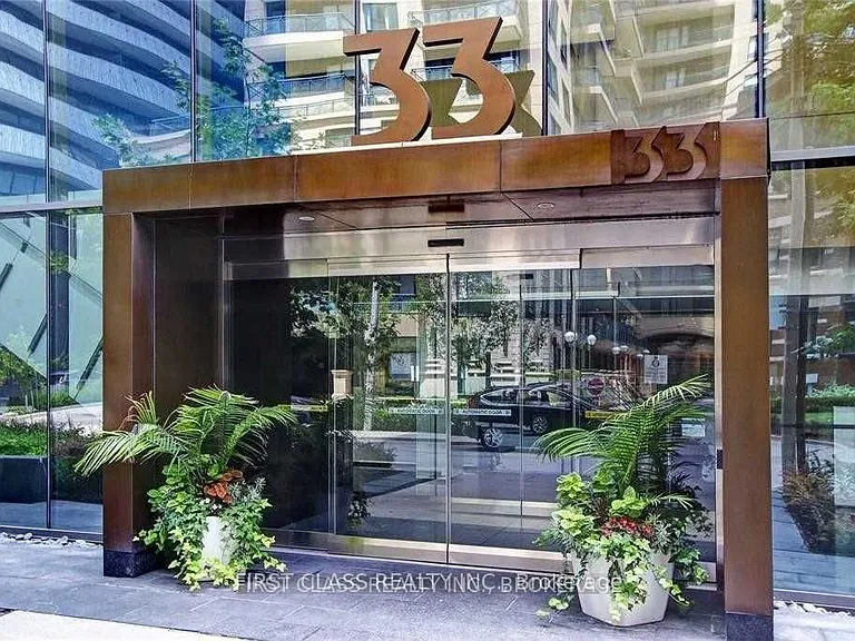 33 Charles St E #1409 — Photo 1