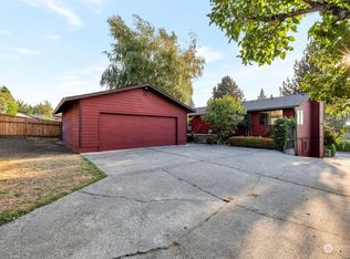 3510 Park Ave N, Renton, WA 98056