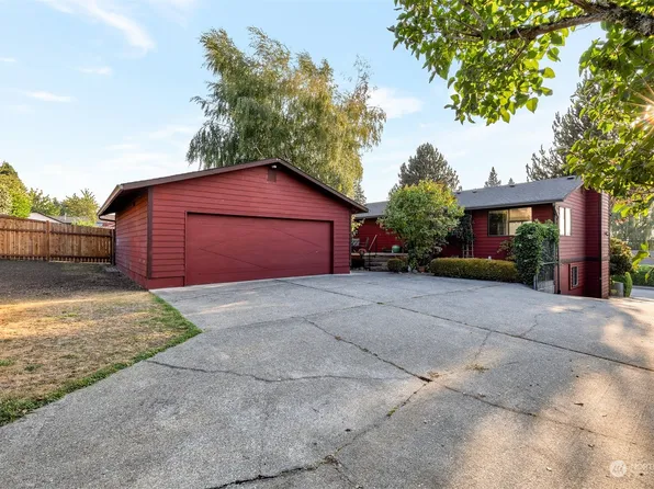 3510 Park Avenue N, Renton, WA 98056