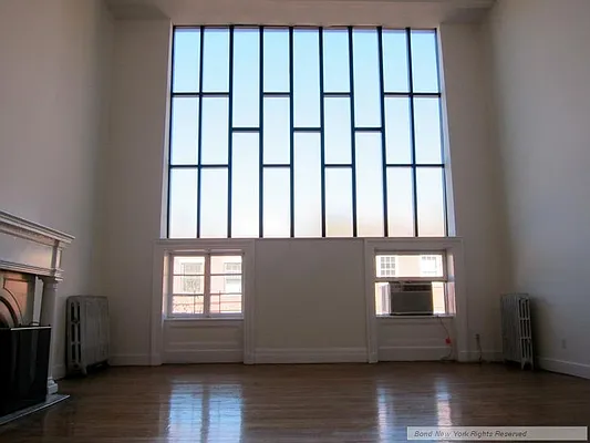 Rented by Bond New York | media 48