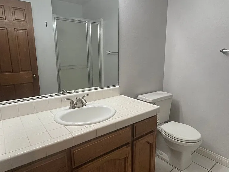 17200 Newhope St #303 — Photo 8