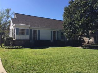6406 Country Club Dr, Houston, TX 77023