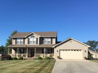 1013 Barker Ln W, Berea, KY 40403