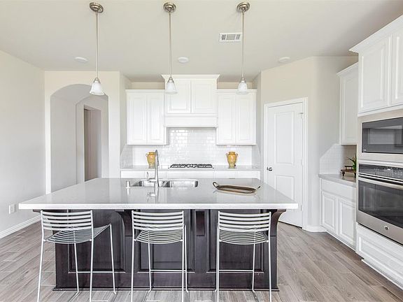 4th image of 28438 Sycamore Falls Ln